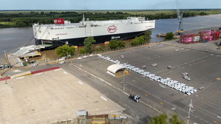 tz-byd-barco-autos-electricos