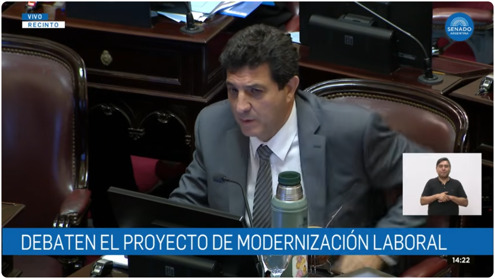 FireShot Capture 1554 - (185) SENADOR FERNANDO REJAL - SESIÓN PÚBLICA ESPECIAL 11-02-26 - _ - [www.youtube.com]