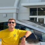 manuel-quintar-con-su-tesla-cibertruck-2239600