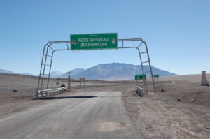 Catamarca habilita una línea de transporte directo a Chile por el Paso San Francisco