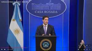 Nueva era en la comunicación oficial: Adrián Ravier debutó en su primera conferencia de prensa en la Casa Rosada